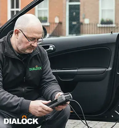 Professional Car Key Programming Service - DIALOCK Locksmiths